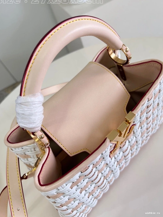 WIS CAPUCINES BB-27*18*9CM LOUIS VUITTON 0120